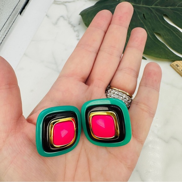 80s Vintage Clip On Earrings Modern Glam Bright Teal Hot Pink Black Gold Funky - Picture 2 of 8